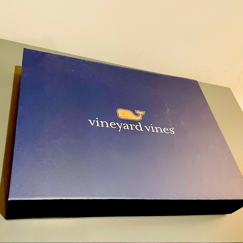 Vineyard Whale Classic Tote